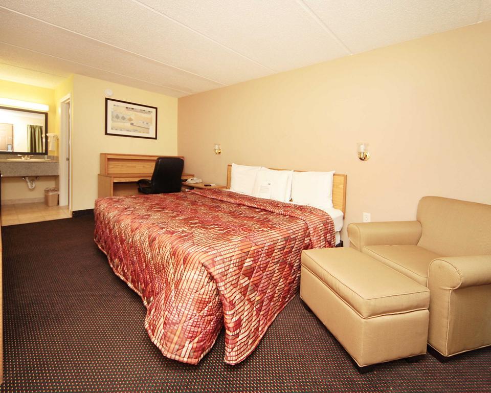 Rodeway Inn Charlotte Downtown Quarto foto